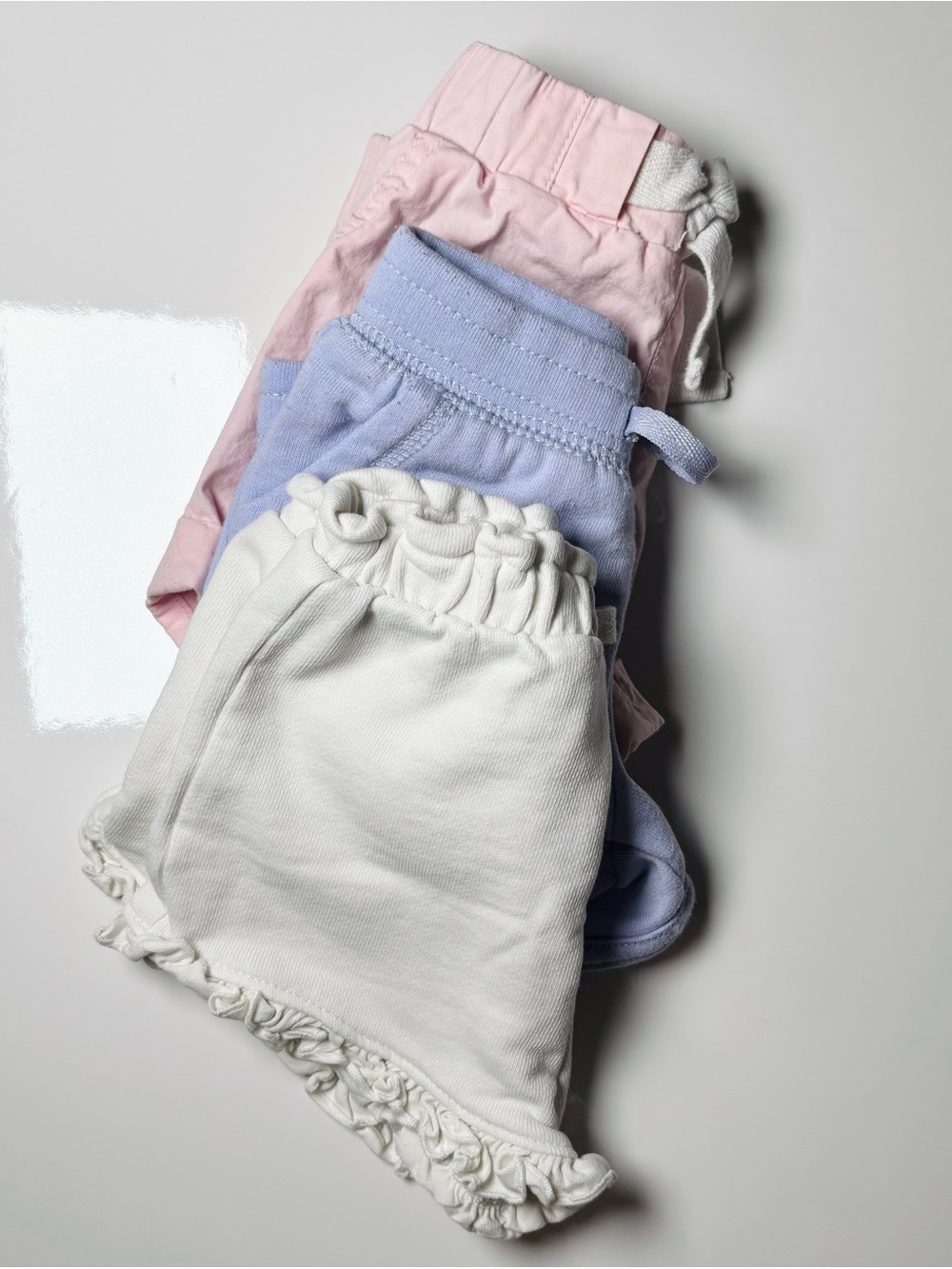 Zara, OshKosh & TAG Coquette Pastel Ruffle & Twill Shorts Bundle 3pcs 9-12M - Picture 11 of 11